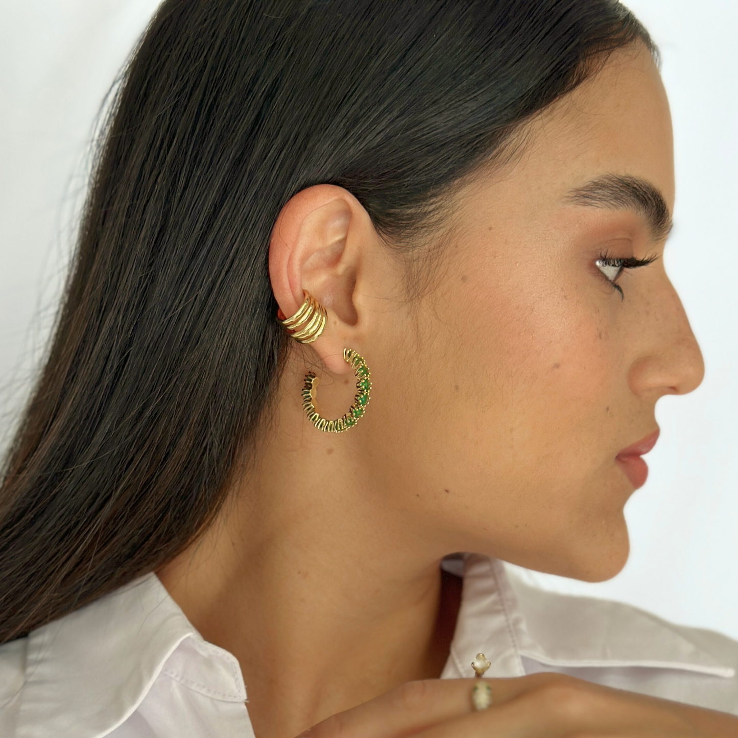 KYKLOS EMERALD HOOPS